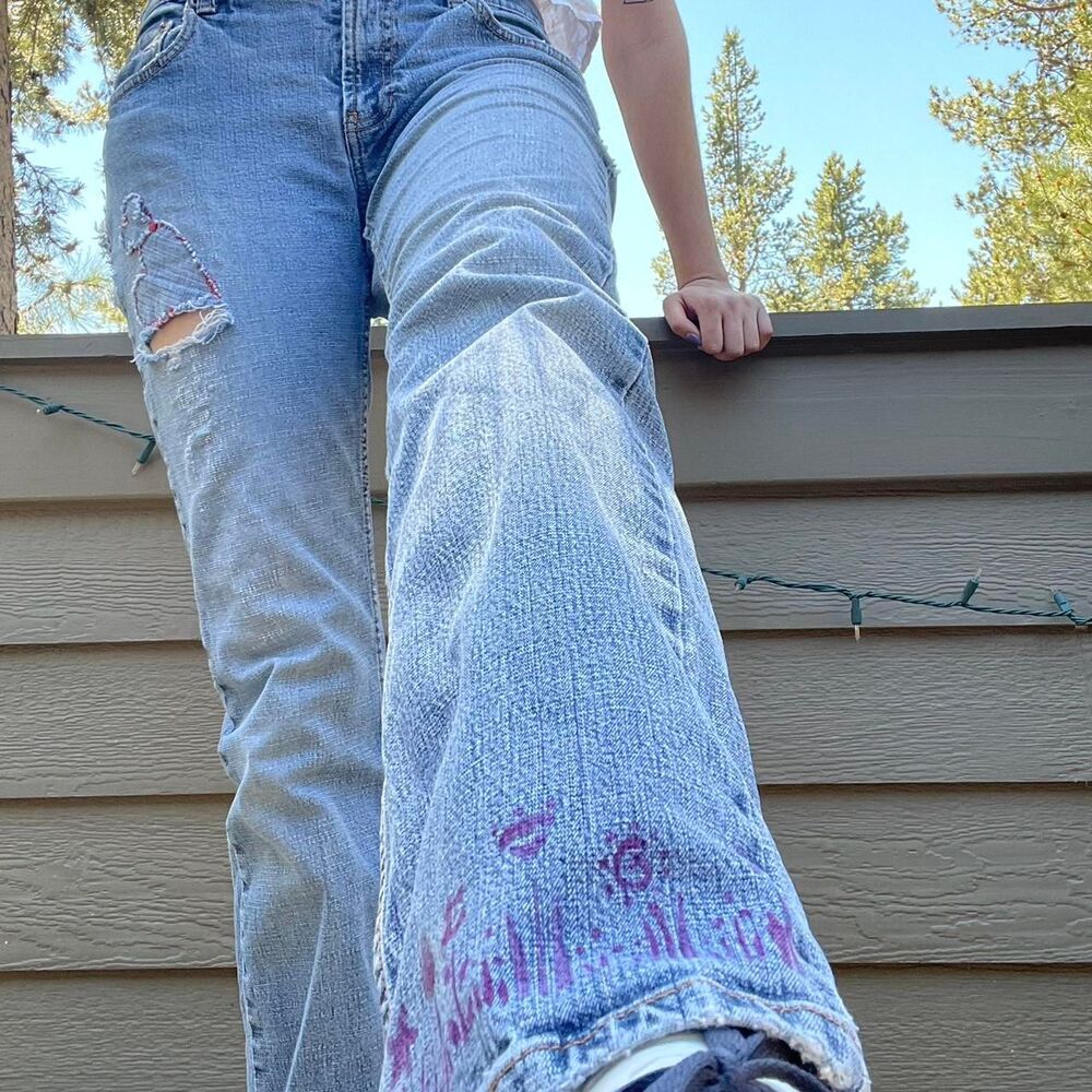 Old-navy Women's Blue Jeans with Pink Graphics